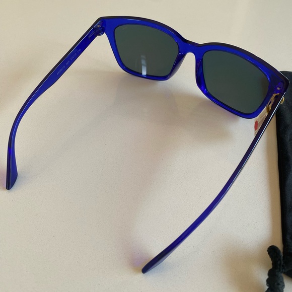 Puma sunglasses brand new with tag. - Picture 4 of 4